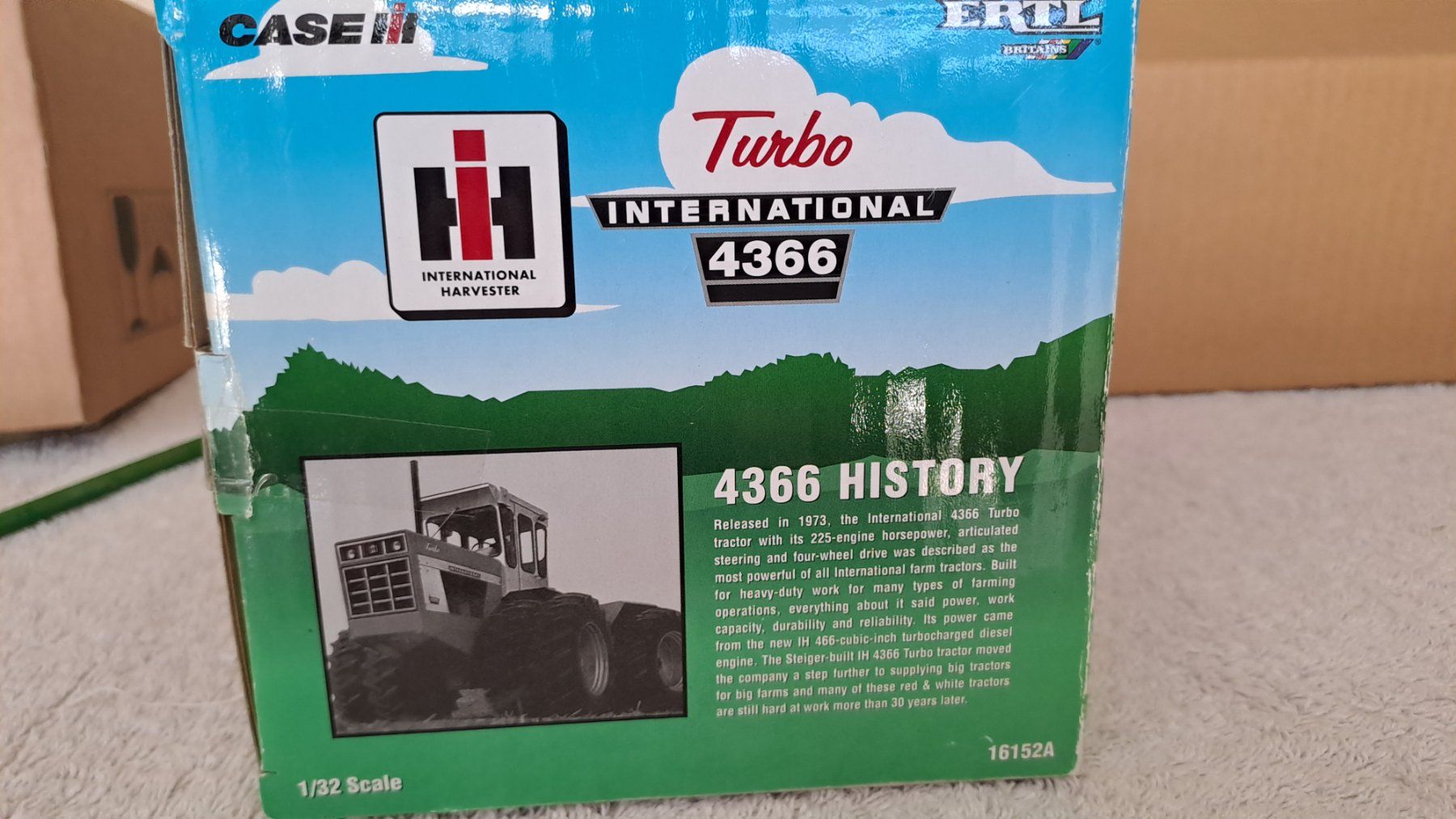 Modellbausätze & Standmodelle: International Harvester 4366 Toy Farmer Traktor – Gebraucht aus Winterthur von Riebeli333 1