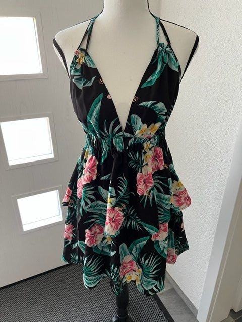 r-ckenfreies-neckholder-kleid-neu-und-originalverpackt-in-d-rnten-f-r