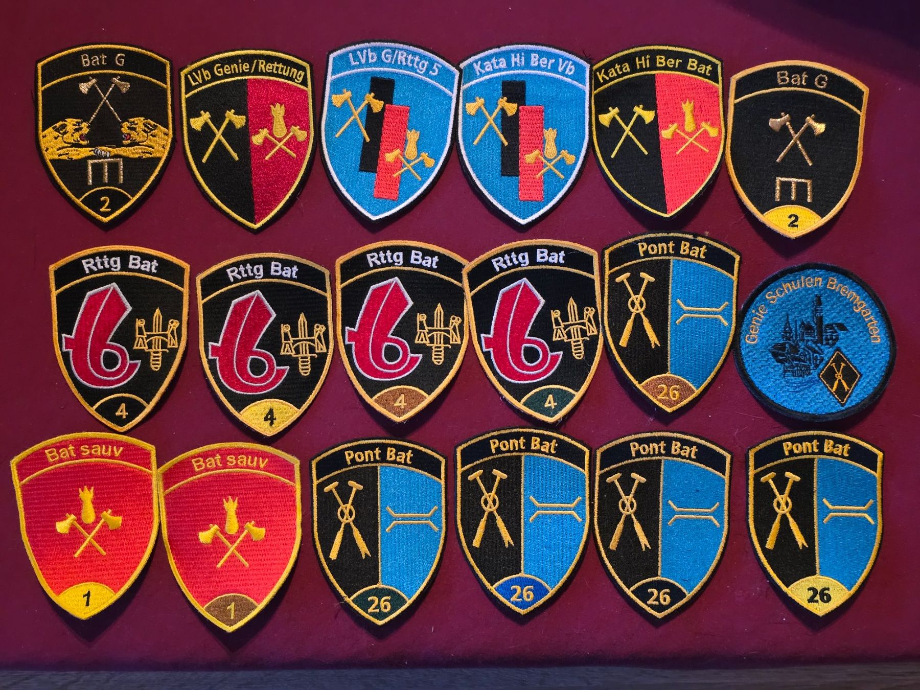 Schweizer Armee Placchette & Badge: 18 Badges Genie Rettung Divers Abzeichen – Nuovo (secondo la descrizione) da Nyon venduto da freetoys08