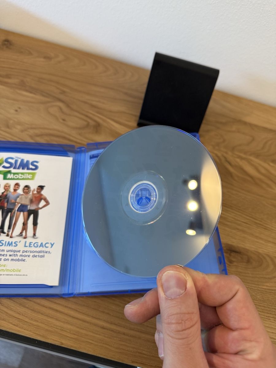 Sony Giochi: PS4 - Sims 4 – Usato da Gerlafingen venduto da jan_dlt9 2