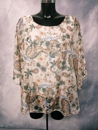 Sommer Bluse mit Blumenmuster, Grösse M/L, Top Zustand