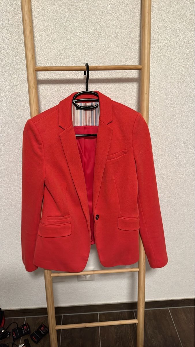 Esprit Giacche: Blazer rouge ESPRIT – Usato da Treyvaux venduto da MLRL