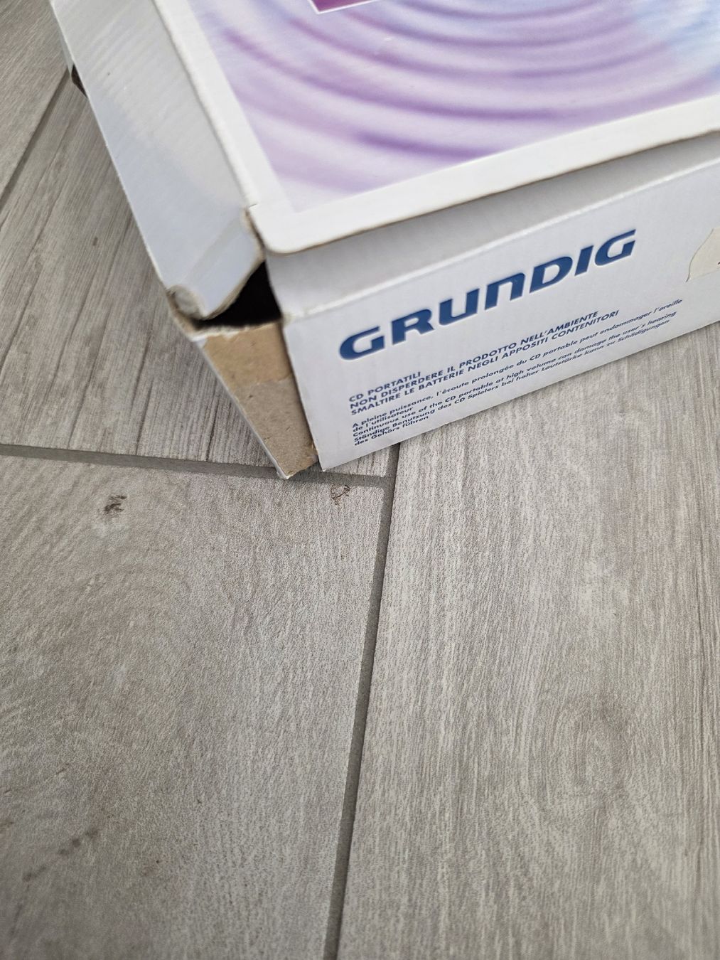 Grundig Lettore multimediale portatile: Grundig S quixx Discman – Usato da Dorf venduto da Echo_Elements 5