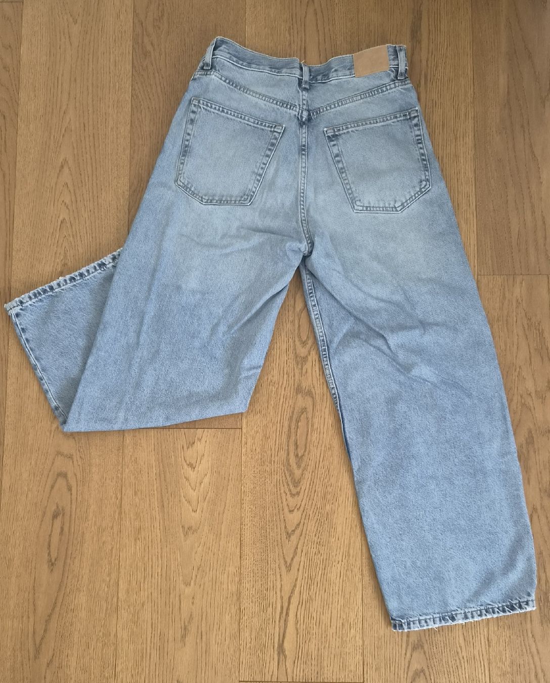 Weekday Jeans: Weekday Astro Jeans – Usato da Uitikon Waldegg venduto da Moderator 1