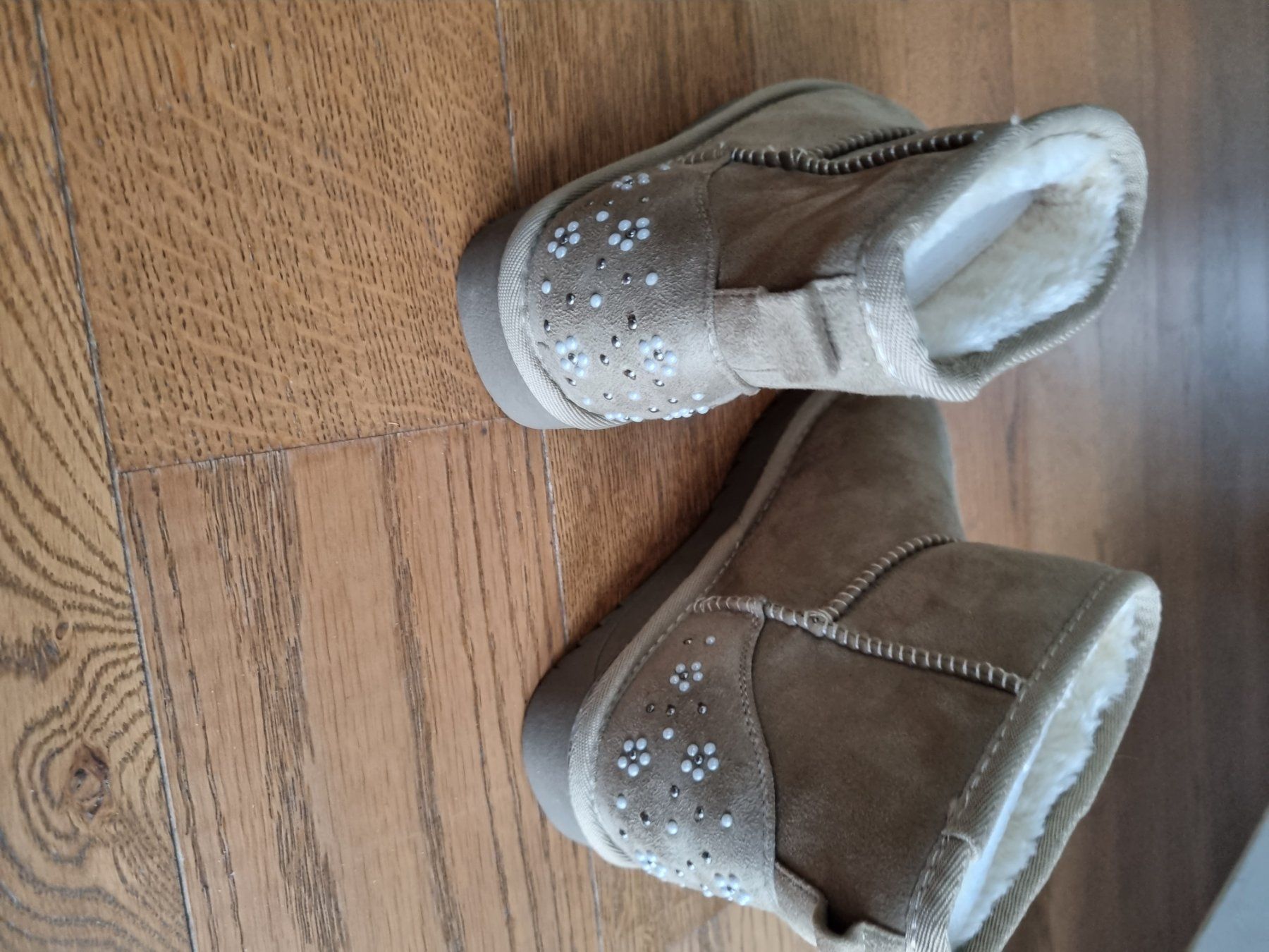 Scarpe da donna: Winterstiefel Neu Kunstfell Gr 37 – Nuovo e nell'imballaggio originale da Bassersdorf venduto da Sandy456 6