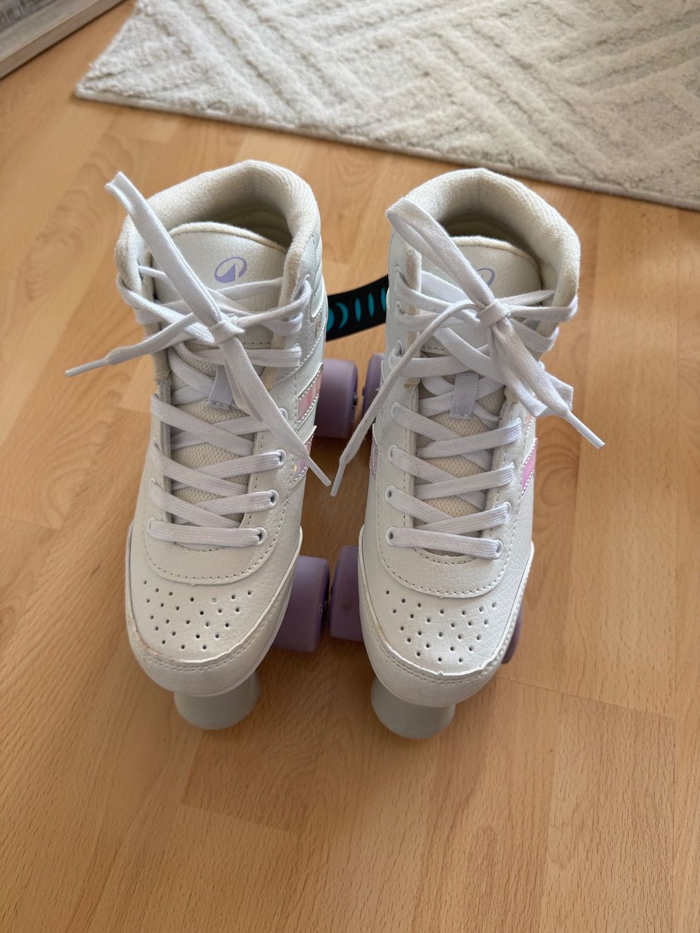 Pattini in linea & Pattini a rotelle: Rollschuhe Grösse 36 wie neu – Usato da Dürrenäsch venduto da 1kirs