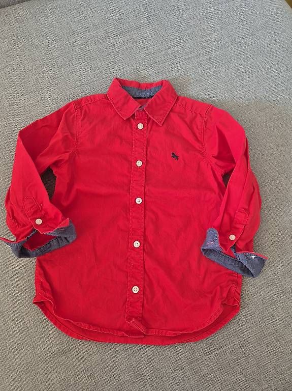 Camicie, T-shirt & Polo: Hemd Gr. 104 – Usato da Bülach venduto da Best-Touchdown