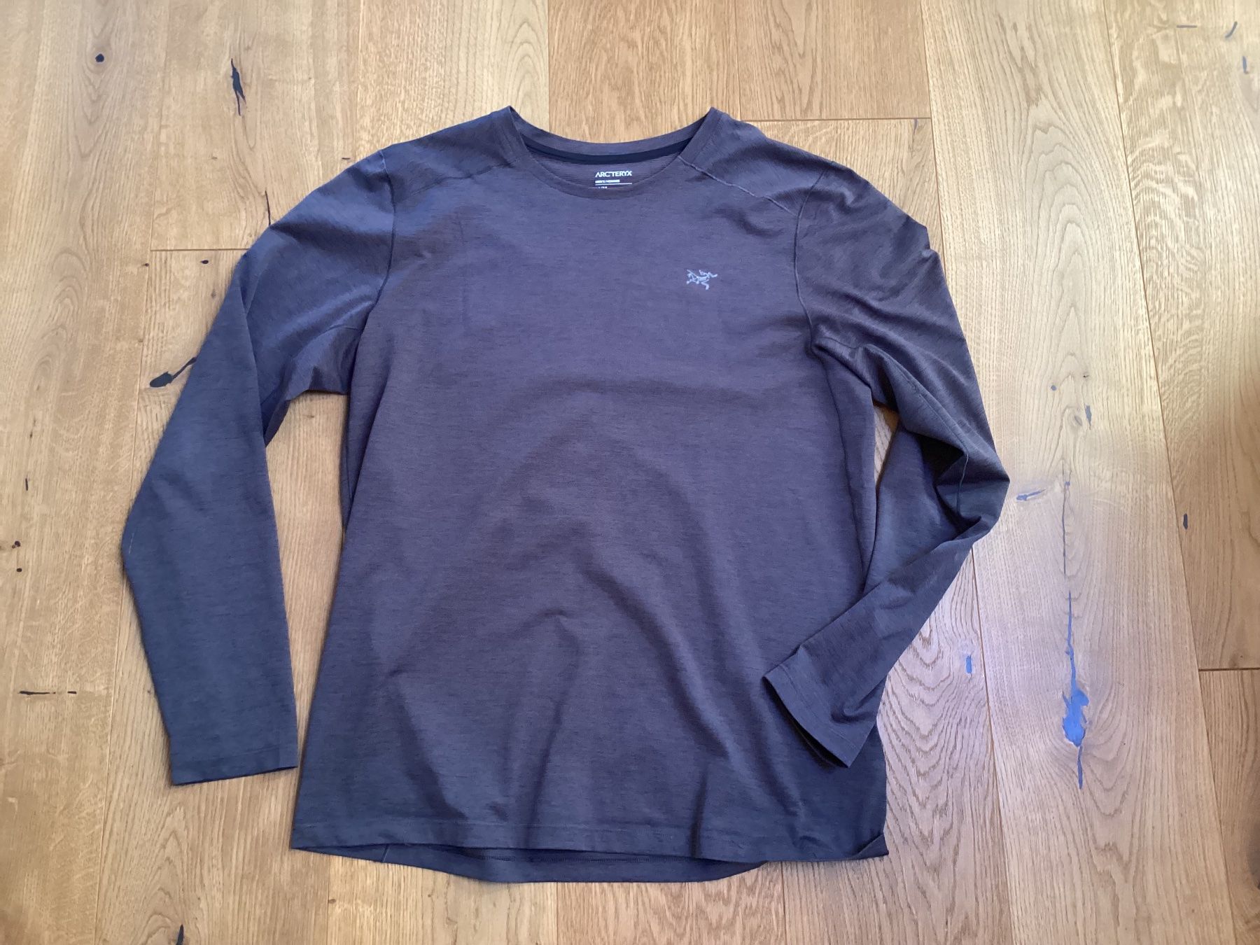 Arcteryx T-shirts: Arcteryx Cormac Longsleeve – D'occasion à Domat Ems par parnifel