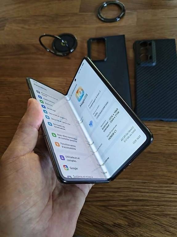 Honor Telefoni cellulari / Smartphones: Honor Magic V2 512Gb – Usato da Vufflens-Château venduto da Renewed 4