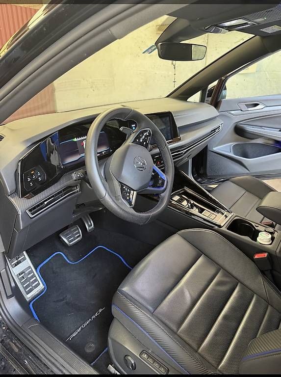 Autos: Vendo Golf R Performance (2024) – D'occasion à Roveredo GR par ser_qvk6 3
