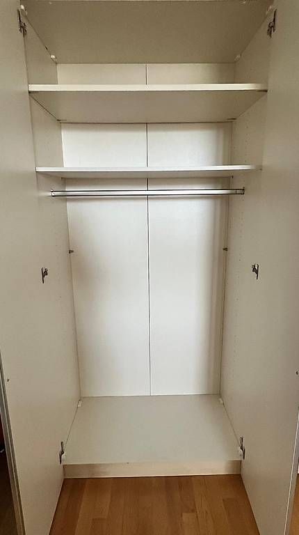 Armadi: Kleiderschrank - Abholung bis 4.7. – Usato da Zürich venduto da Guri9 1
