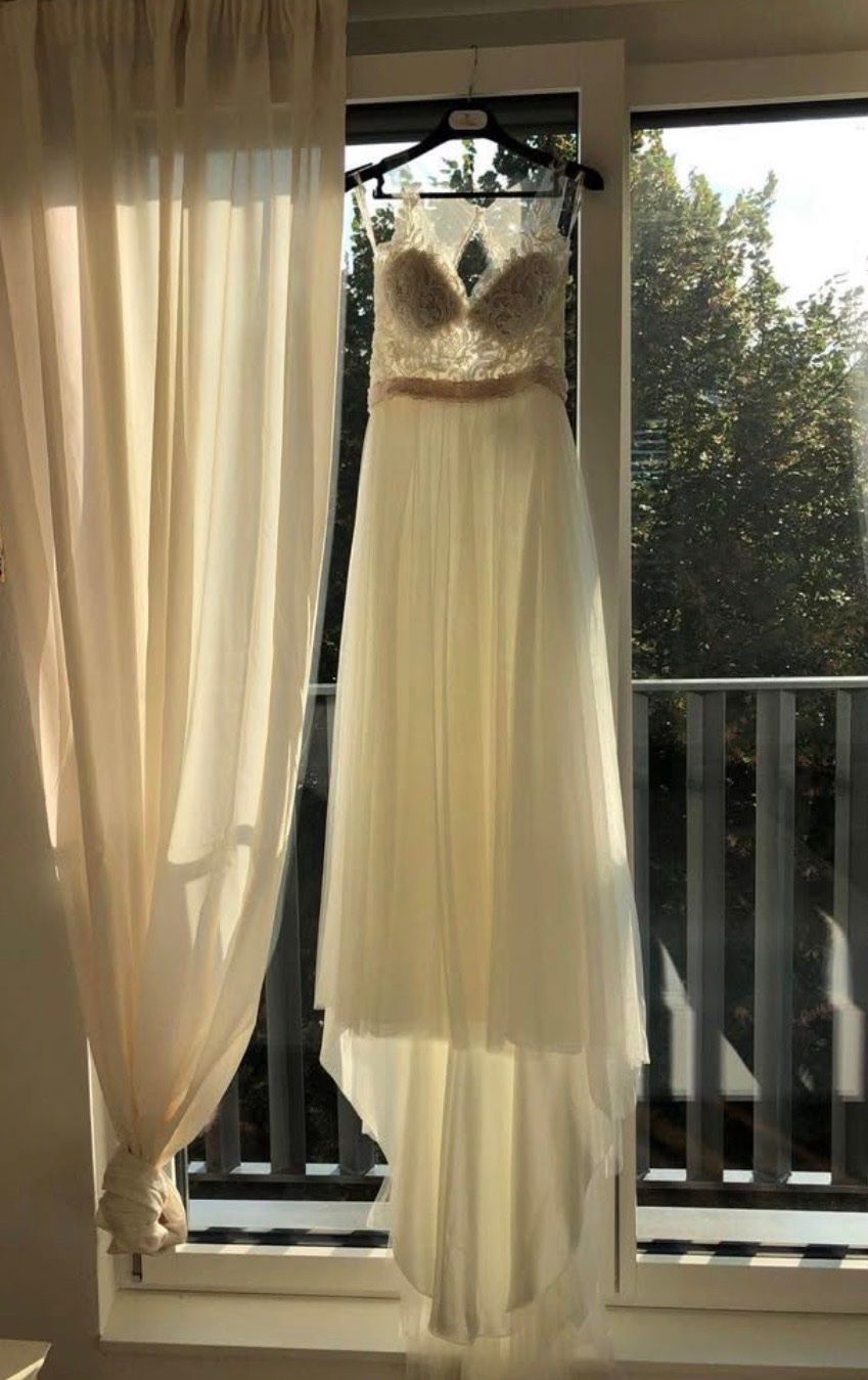 Vestiti: Brautkleid – Usato da Hinwil venduto da Aline045
