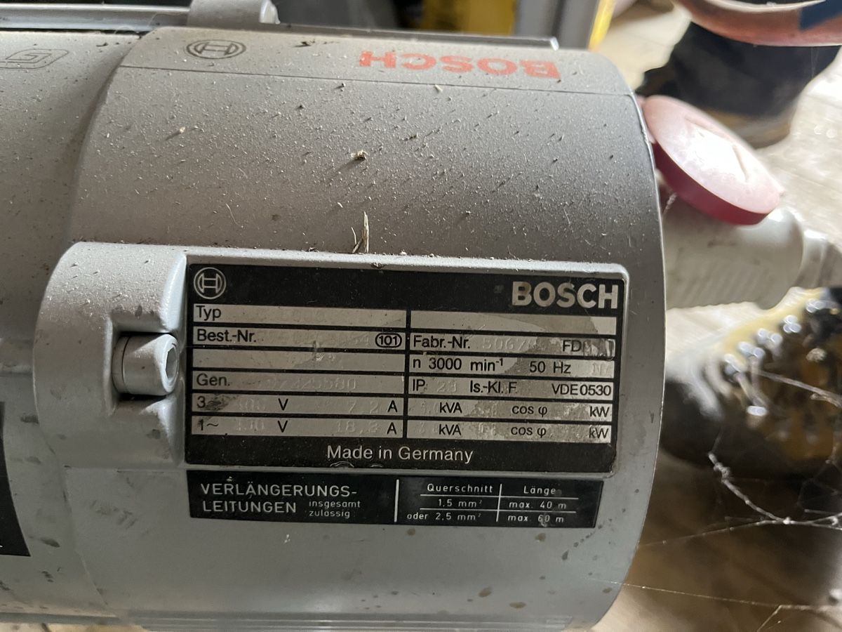 Bosch Generatori di corrente: Generatore di corrente Bosch - Bosch-Generator – Usato da Biasca venduto da crosett 2
