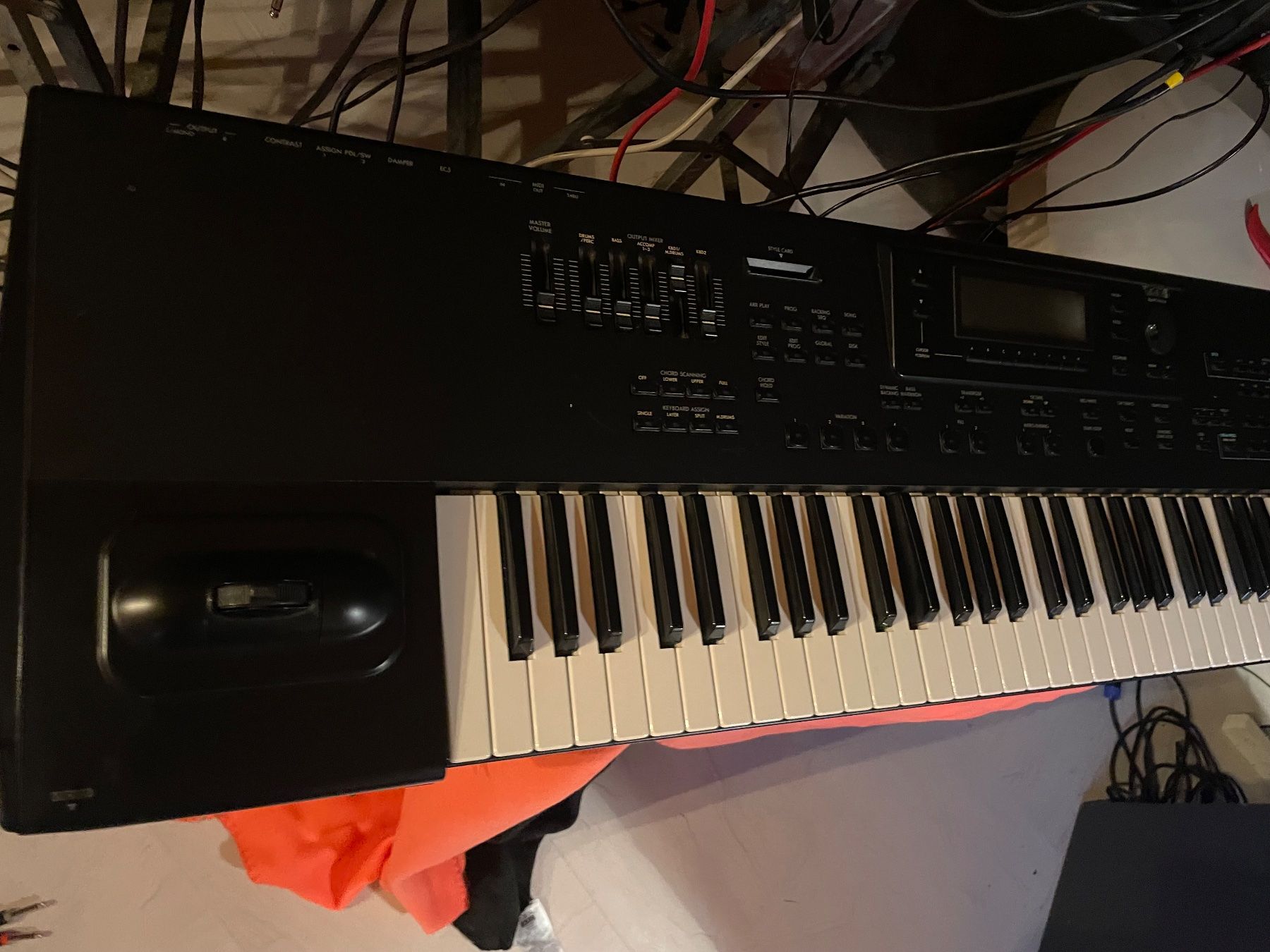 Korg Musikinstrumente: Korg i2 Synthesizer – Gebraucht aus Embrach von xenovolcano