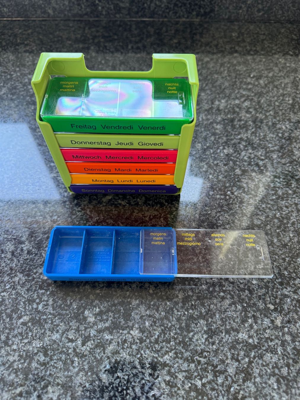 Contenitori & Simili: Medikamentenorganizer Medikamente Wochenorganizer Tabletten – Usato da Steffisburg venduto da smocky17 2