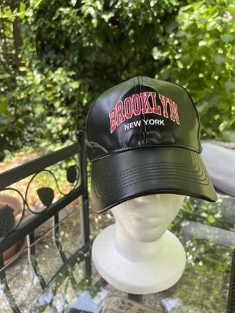 Berretto Brooklyn di pelle ecco-Stile Unico per l'Estate-new