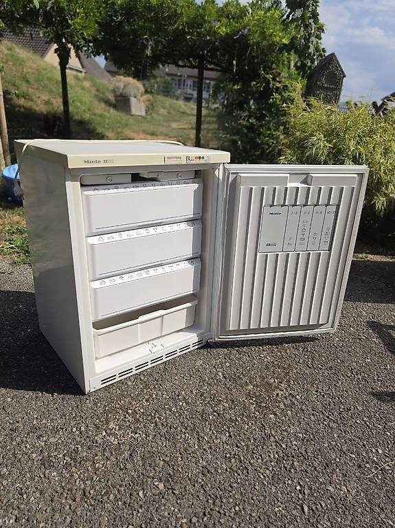 Gefrierschrank: Miele Gefrierschrank / Tiefkühler – Gebraucht aus Wuppenau von rli_7p9p 1