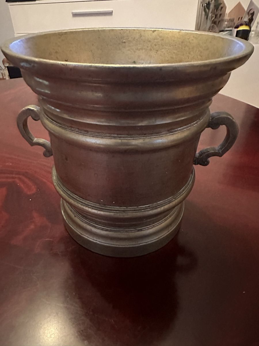 Sonstiges für das Kochen & Backen: Vintage Mörser mit Pistill. – Gebraucht aus Bützberg von Chisco