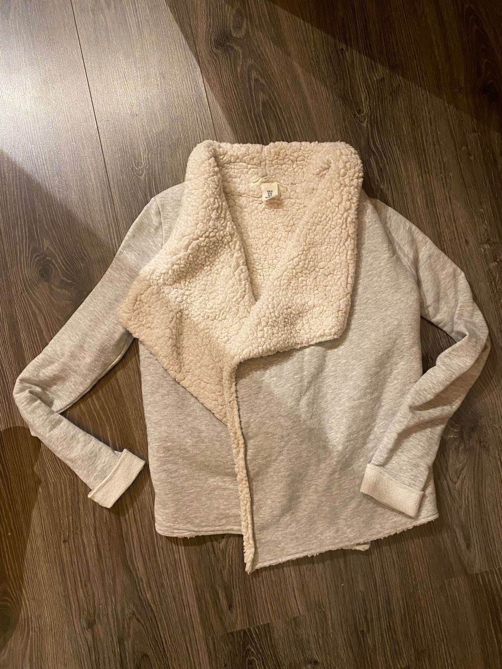 H&M Maglioni & Felpe: Jaquette pull 164 – Usato da chermignon venduto da pioupioumf