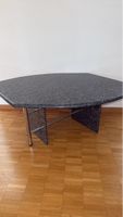 Edler Granit-Beistelltisch, Designklassiker für jedes Zimmer