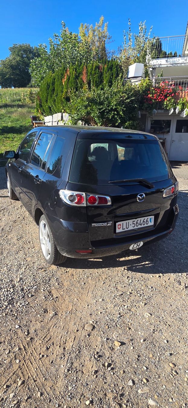 Mazda Autos: Mazda 2 1,6 Jg 2006 – D'occasion à Pfaffnau par Sima68 1