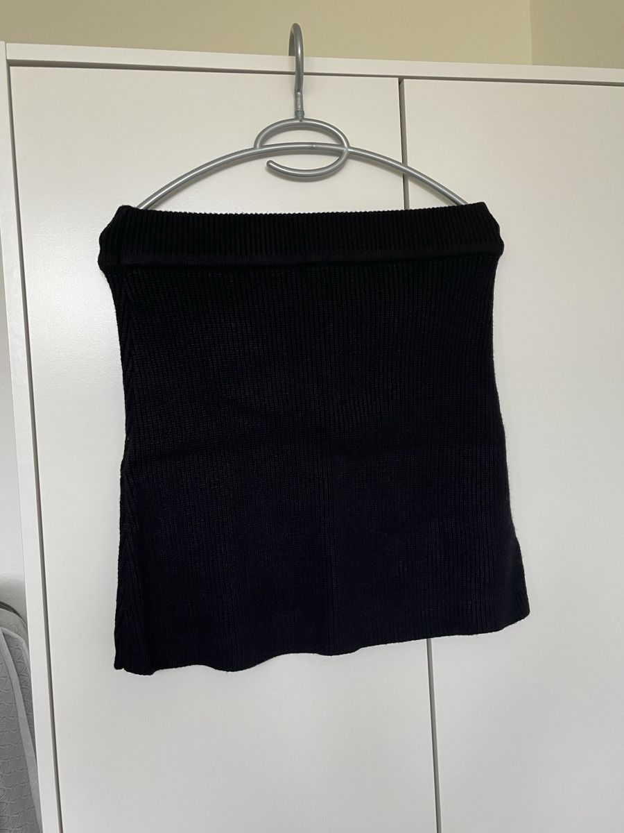 Zara Gonne: Schwarzer Strickrock von Zara – Usato da Basel venduto da Robyn20