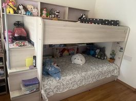 Lit superposé pour enfant, avec rangement intégré!