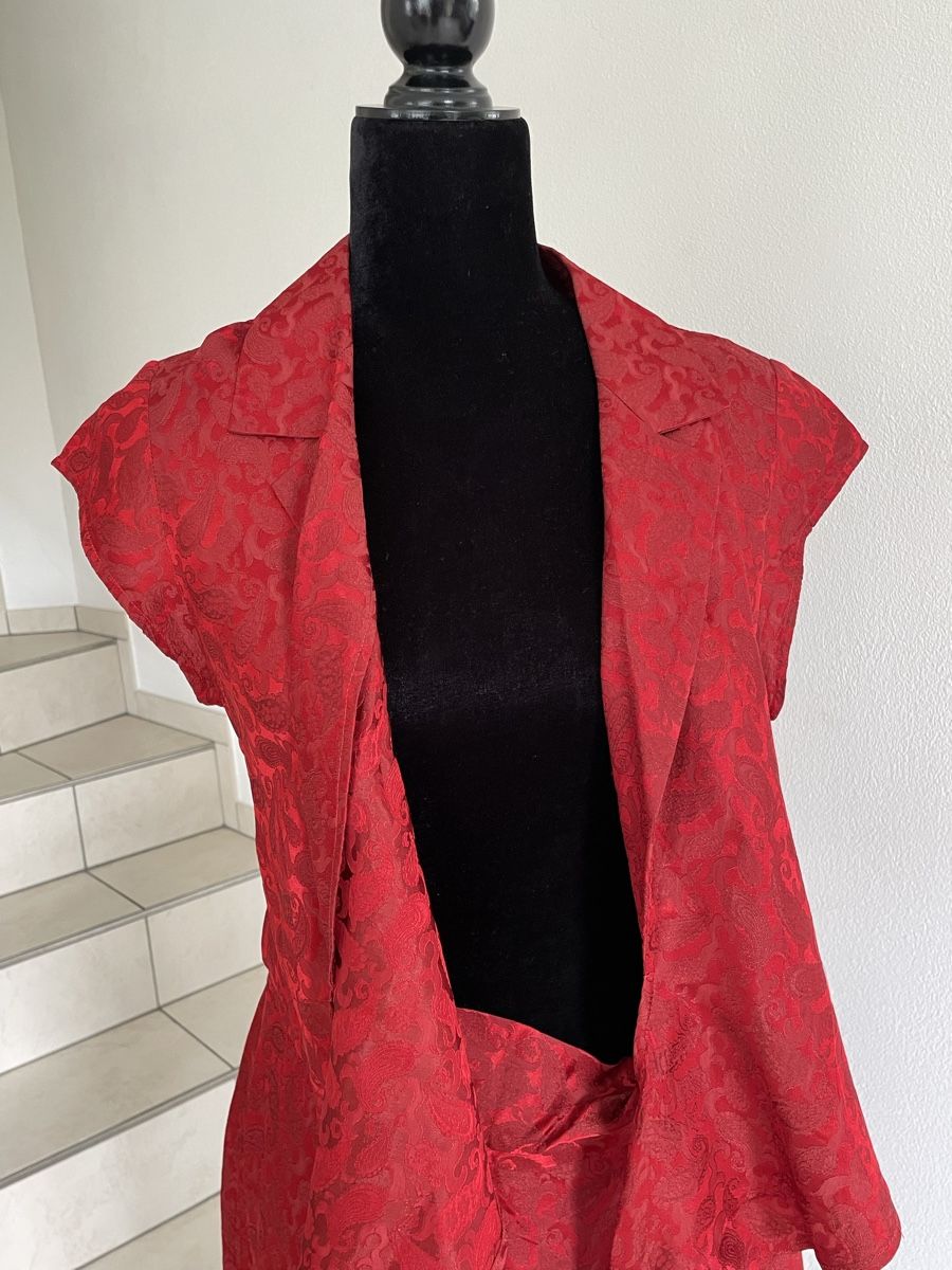 Vestiti: Robed Dress Ideale Red Size M   – Usato da Richterswil venduto da Prangins9 3