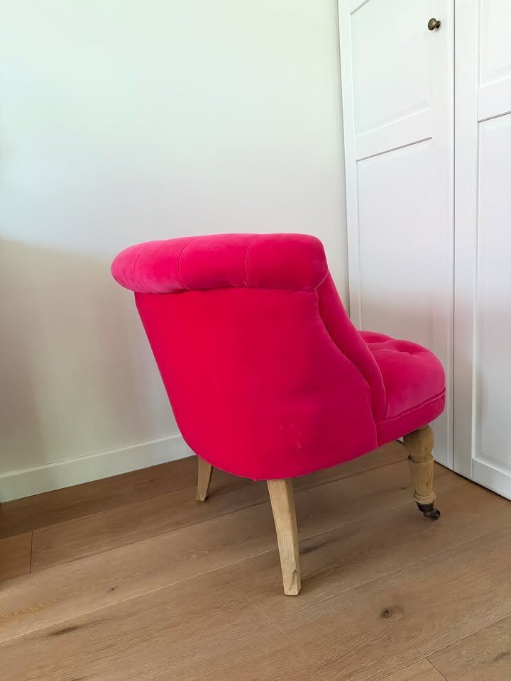 Maisons du monde Sessel: Fauteuil crapaud velour rose fuchsia – Gebraucht aus Chêne-Bougeries von Kateryna_kho 1