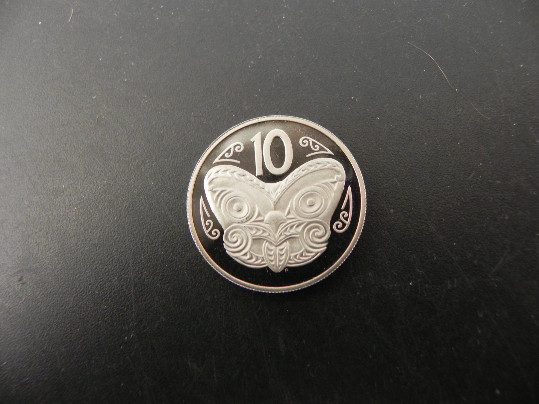 Alle Münzen: Neuseeland 10 Cents 1981 – Gebraucht aus Biel/Bienne von Gogolozi