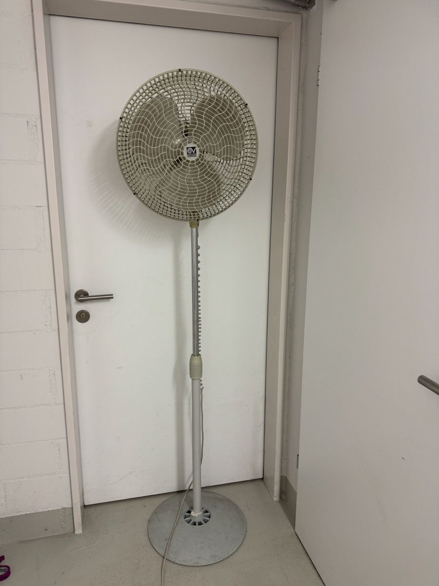 Ventilatori: Standventilator mit Teleskopstange gebraucht – Usato da WettswiL venduto da mpo_hp7y