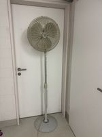 Standventilator mit Teleskopstange gebraucht