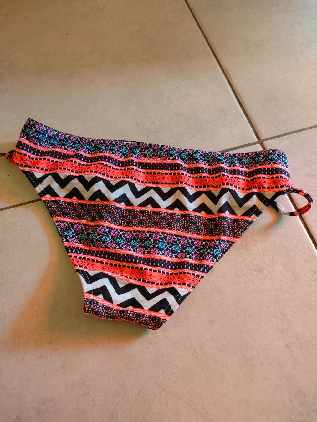 Protest Costumi da bagno & Bikini: Bikini Gr.164 Neu! – Nuovo (secondo la descrizione) da Adelboden venduto da Lammhult 1
