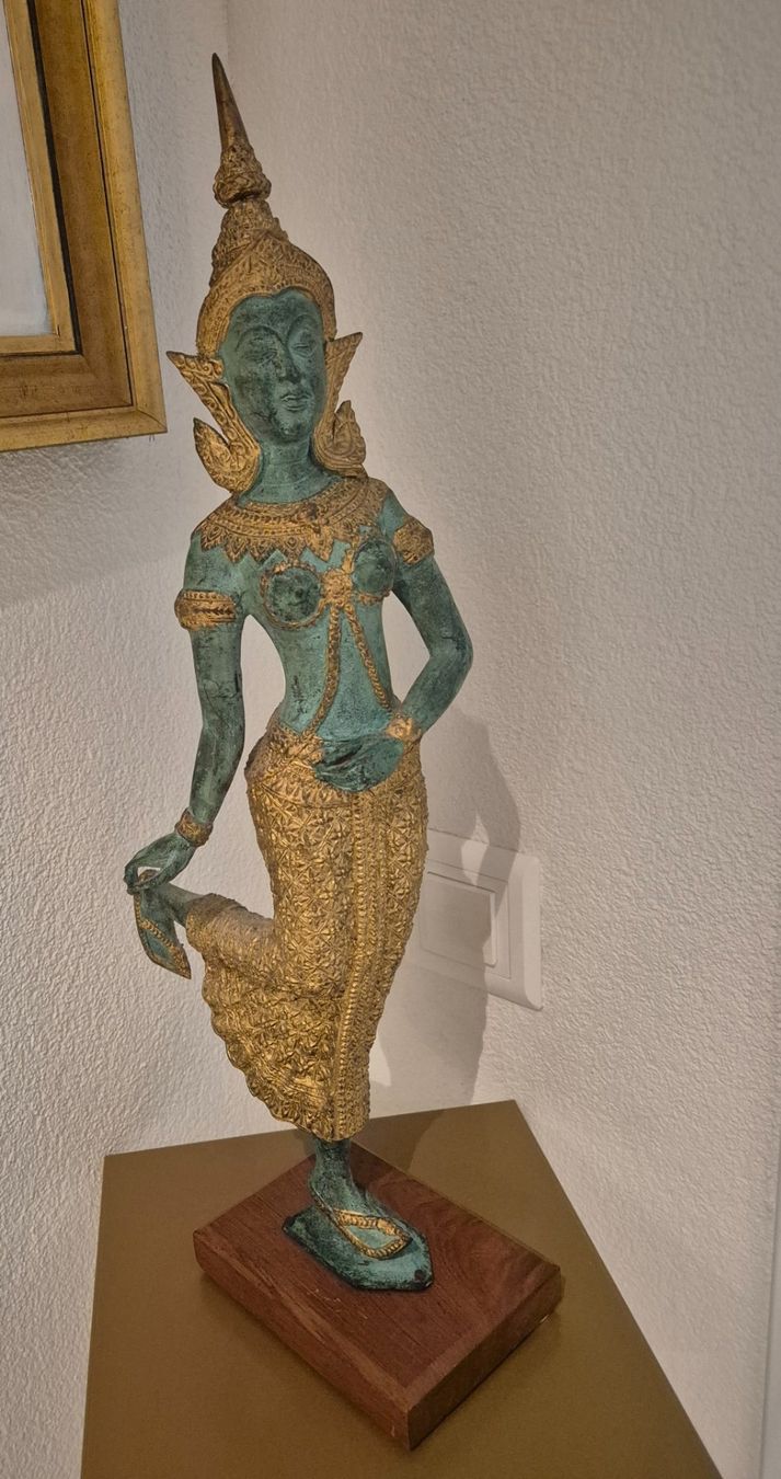 Figuren: Tempeltänzer Figur ca.52.cm hoch – Gebraucht aus Würenlos von sonne0107