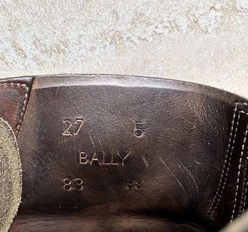 Scarpe da donna: Chaussure de marche – Usato da Saxon venduto da Topkap2 1
