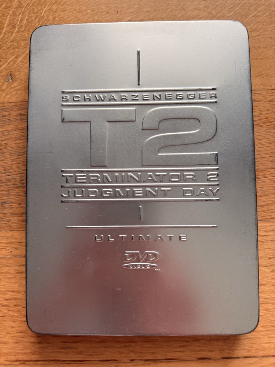 Tous les DVDs: Terminator 2 Judgment Day - DVD German Ultimate Edition – D'occasion à Kölliken par nerdorado