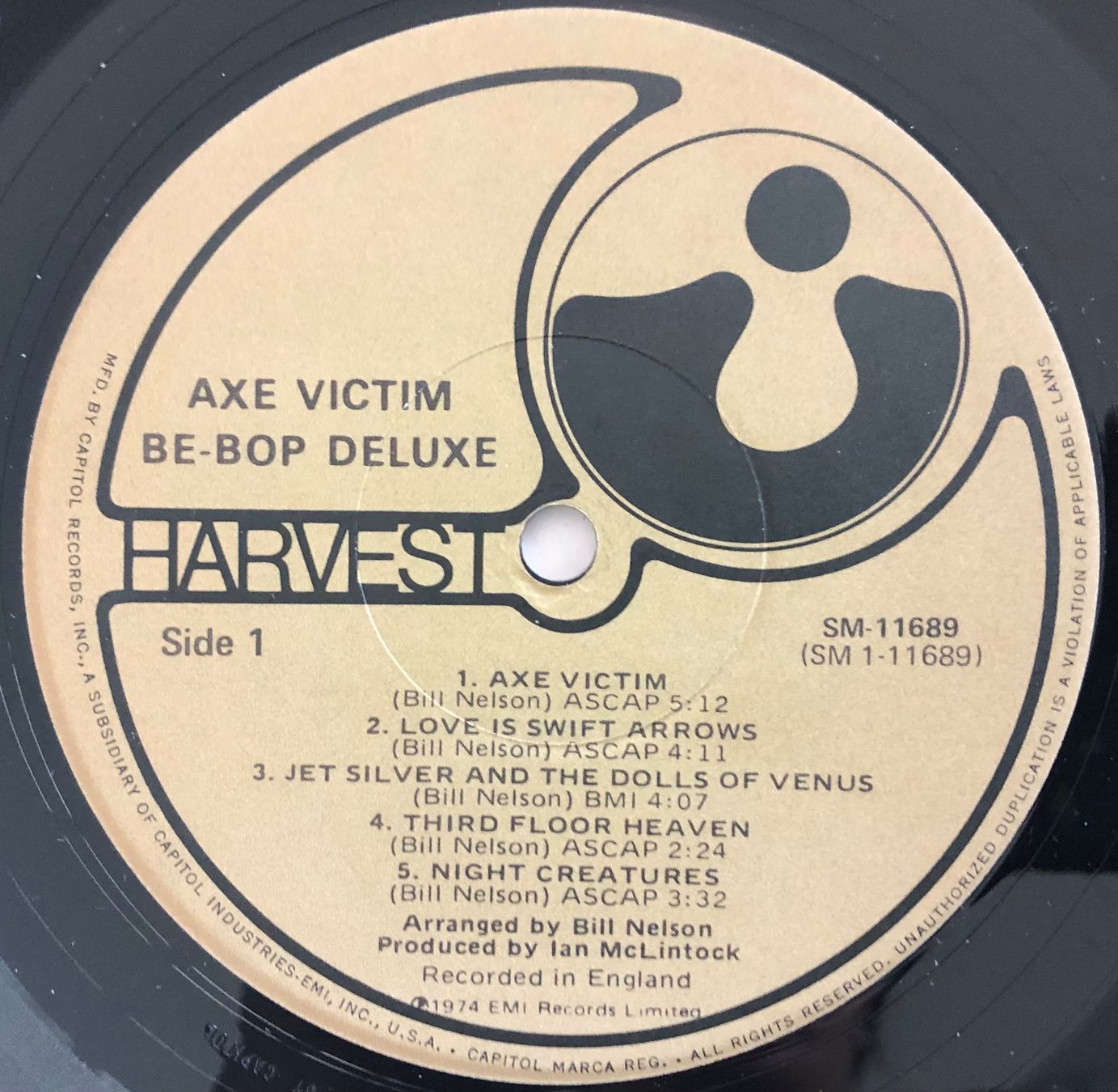 Schallplatten: BE-BOP DELUXE - AXE VICTIM – Gebraucht aus Poliez-Pittet von Newtown-Records 2