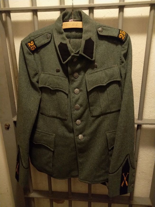 Schweizer Armee Uniformi: Uniform Jacke Pontonier – Usato da Schüpfheim venduto da Mg6170