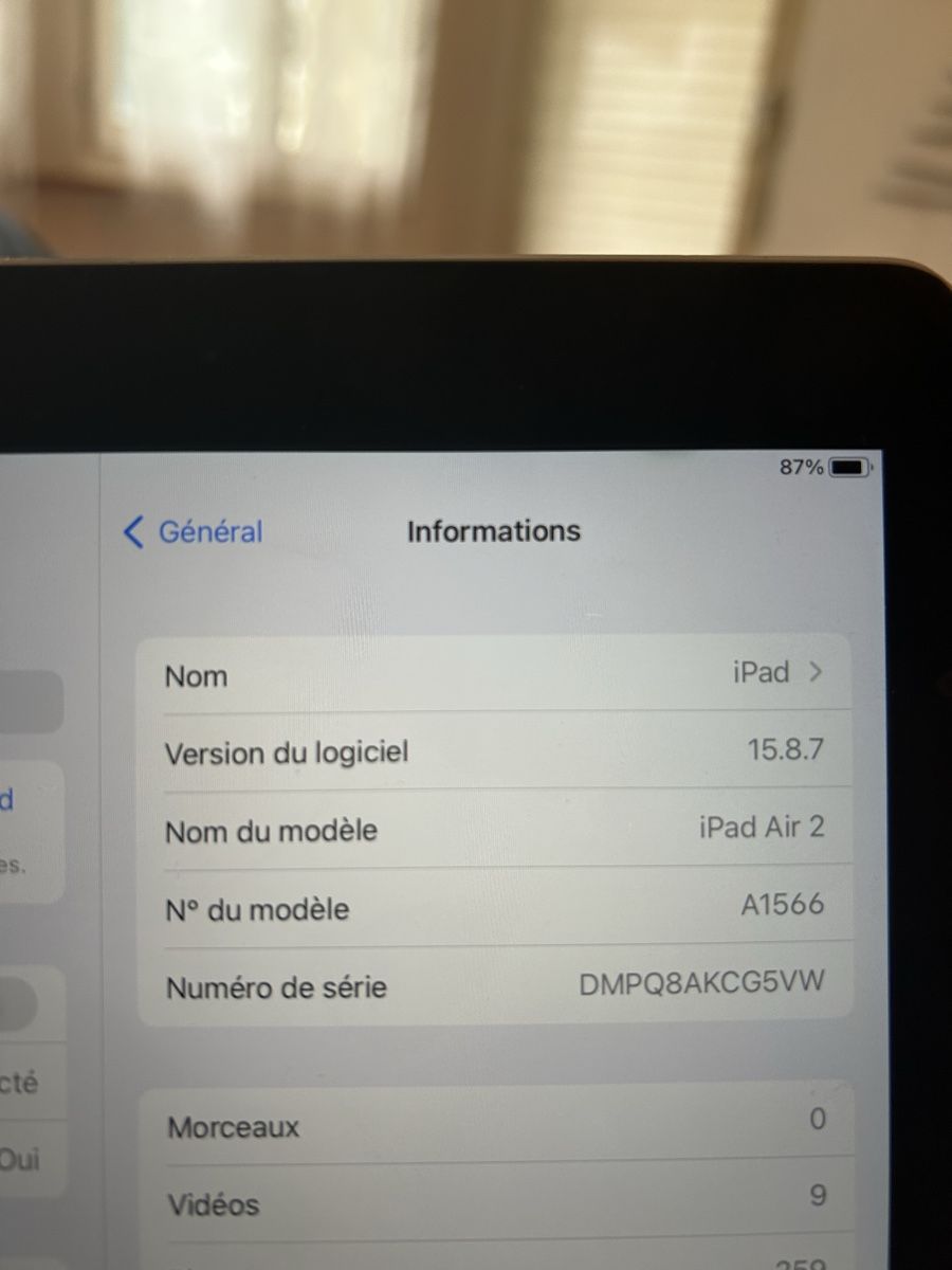 Apple Tablet PC: iPad Air 2 64GB A1566 – Usato da Cressier NE venduto da jen_gv82 3