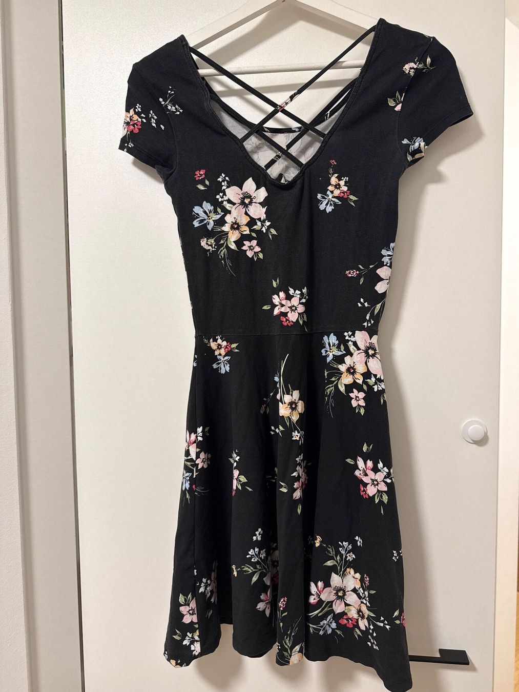 C&A Kleider: Sommerliches Blumenkleid Gr. XS – Gebraucht aus Schönenwerd von d.chiara 1