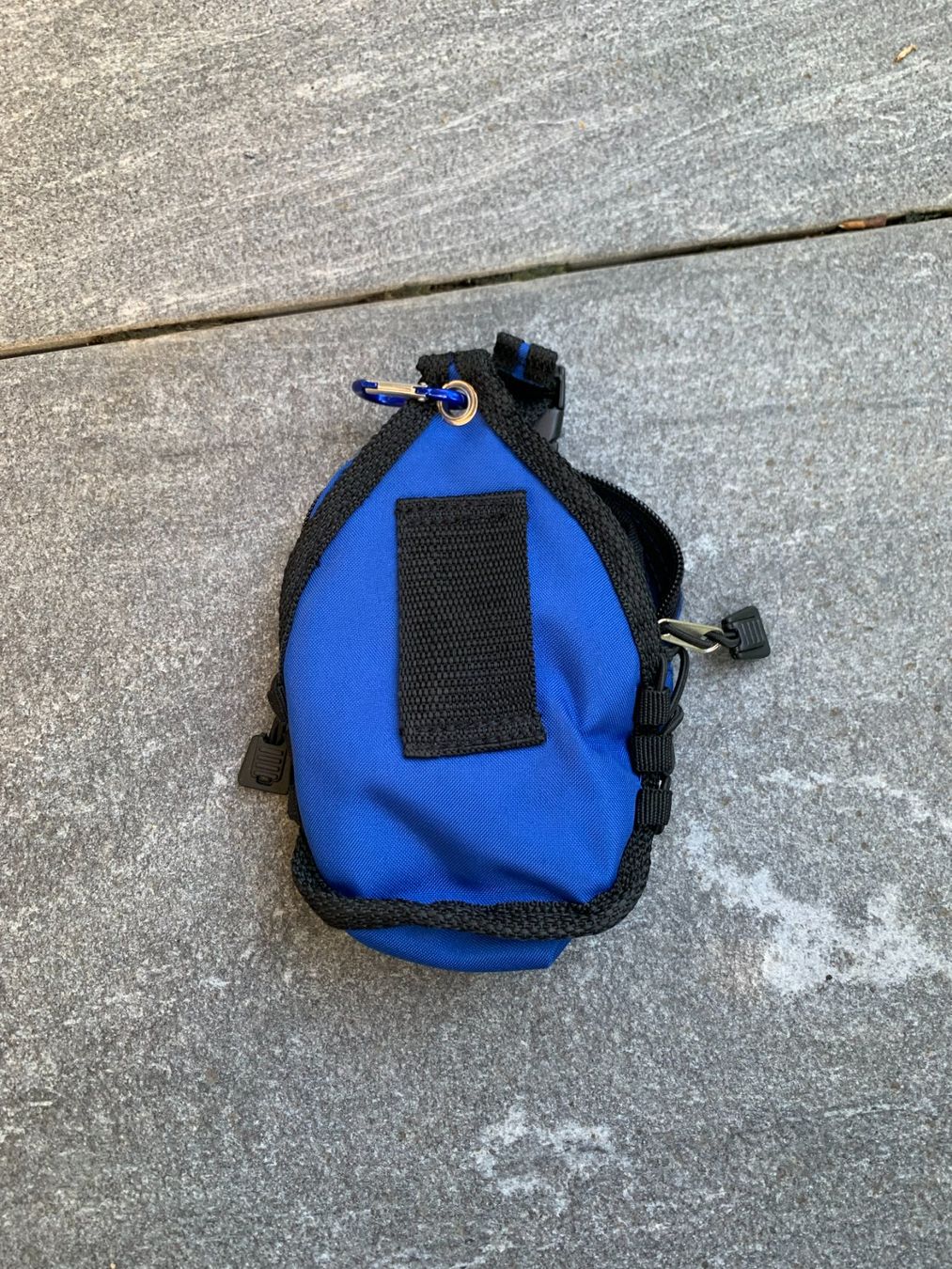 Borse: kleine Tasche mit Karabiner – Nuovo (secondo la descrizione) da Vaduz venduto da kev_m2pt 1
