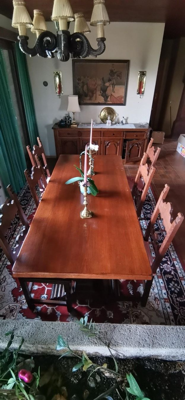 Tischset: Grande table à manger en bois massif + 8 chaises – Gebraucht aus Bern von hakcel 2