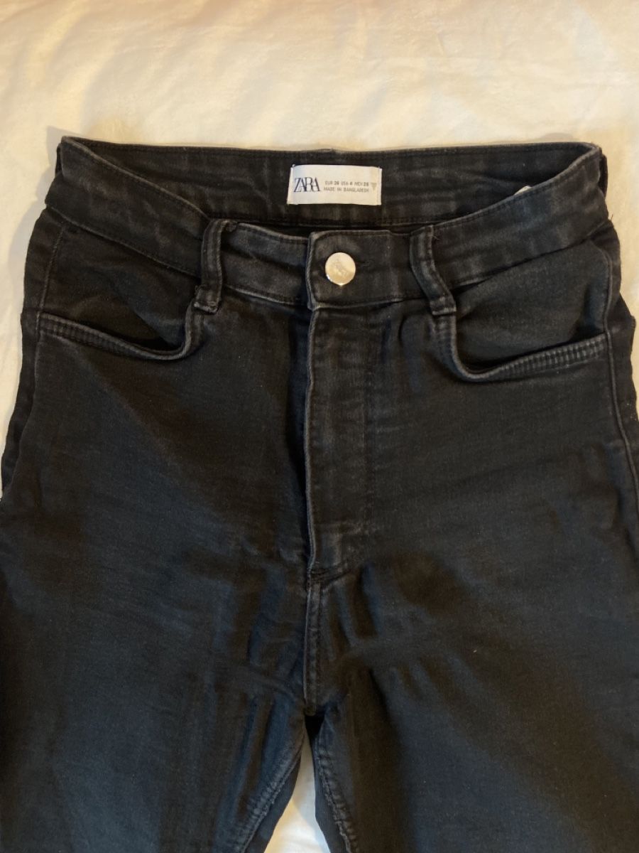 Zara Jeans: Jeans noir slim Zara – Gebraucht aus Chêne-Bougeries von sor_9rzp 2