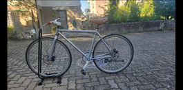 Vélo de ville aluminium gris taille unique bon état