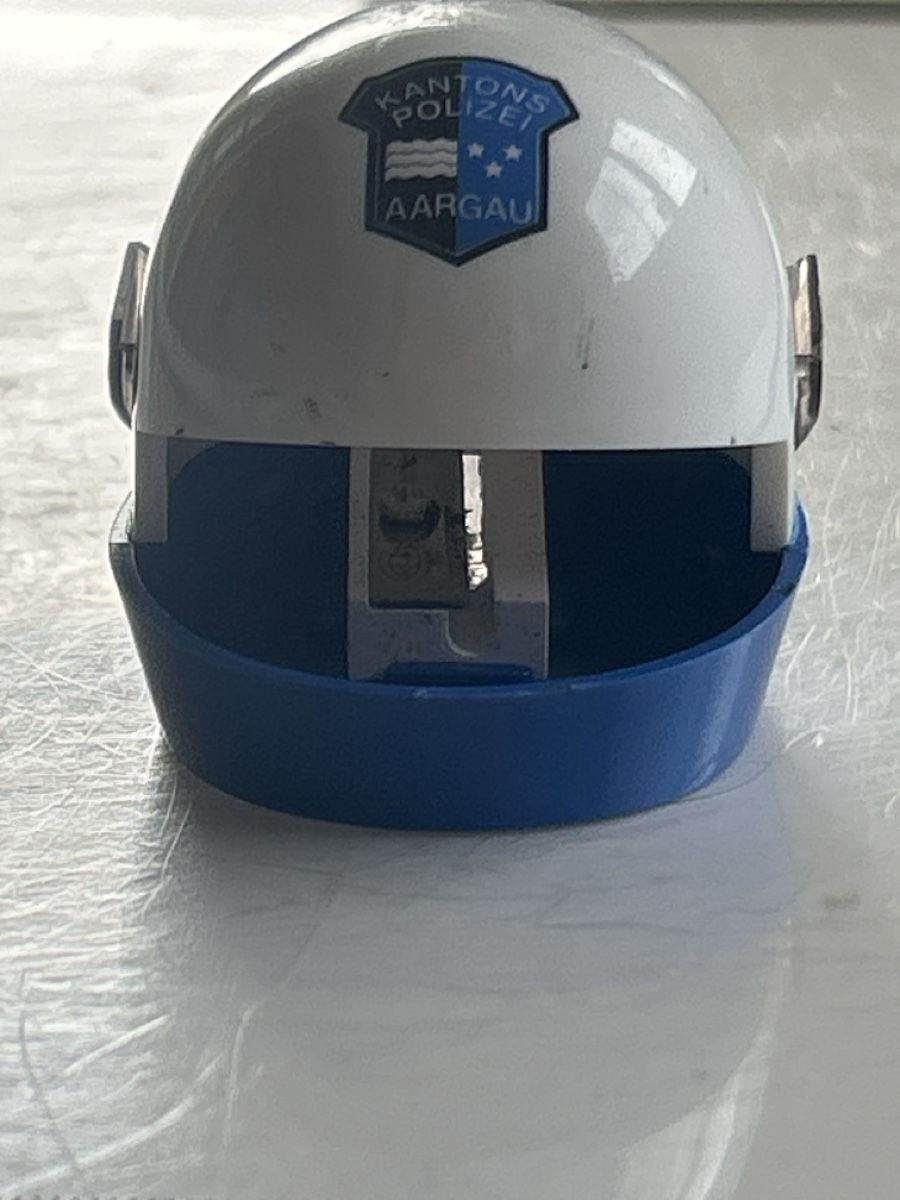 Temperini: Polizei Helm Aargau Spitzer (S24) – Usato da Neuenhof venduto da bro_9zsg 4