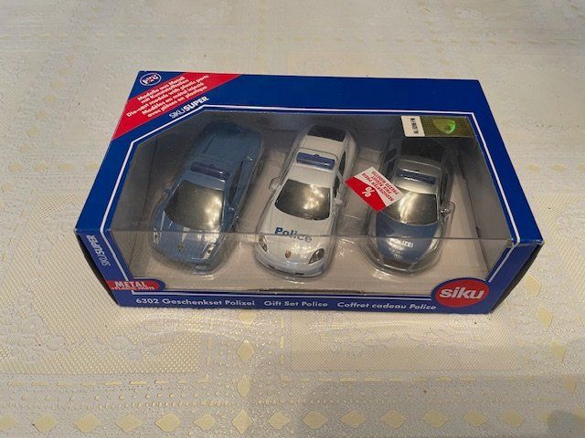 Voiture De Course SIKU N°137 - Vintage Ouest-Allemagne - Plastic