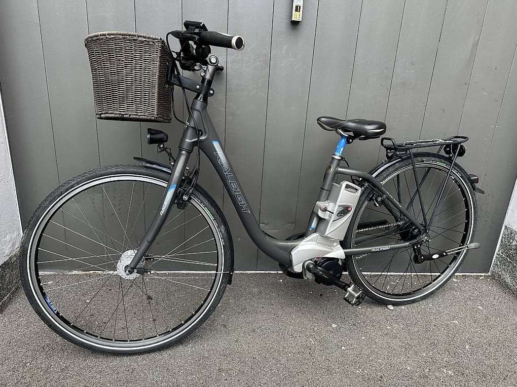 Velos: Bicicletta elettrica Raleigh 28  – Gebraucht aus Quartino von DiloUsato 1
