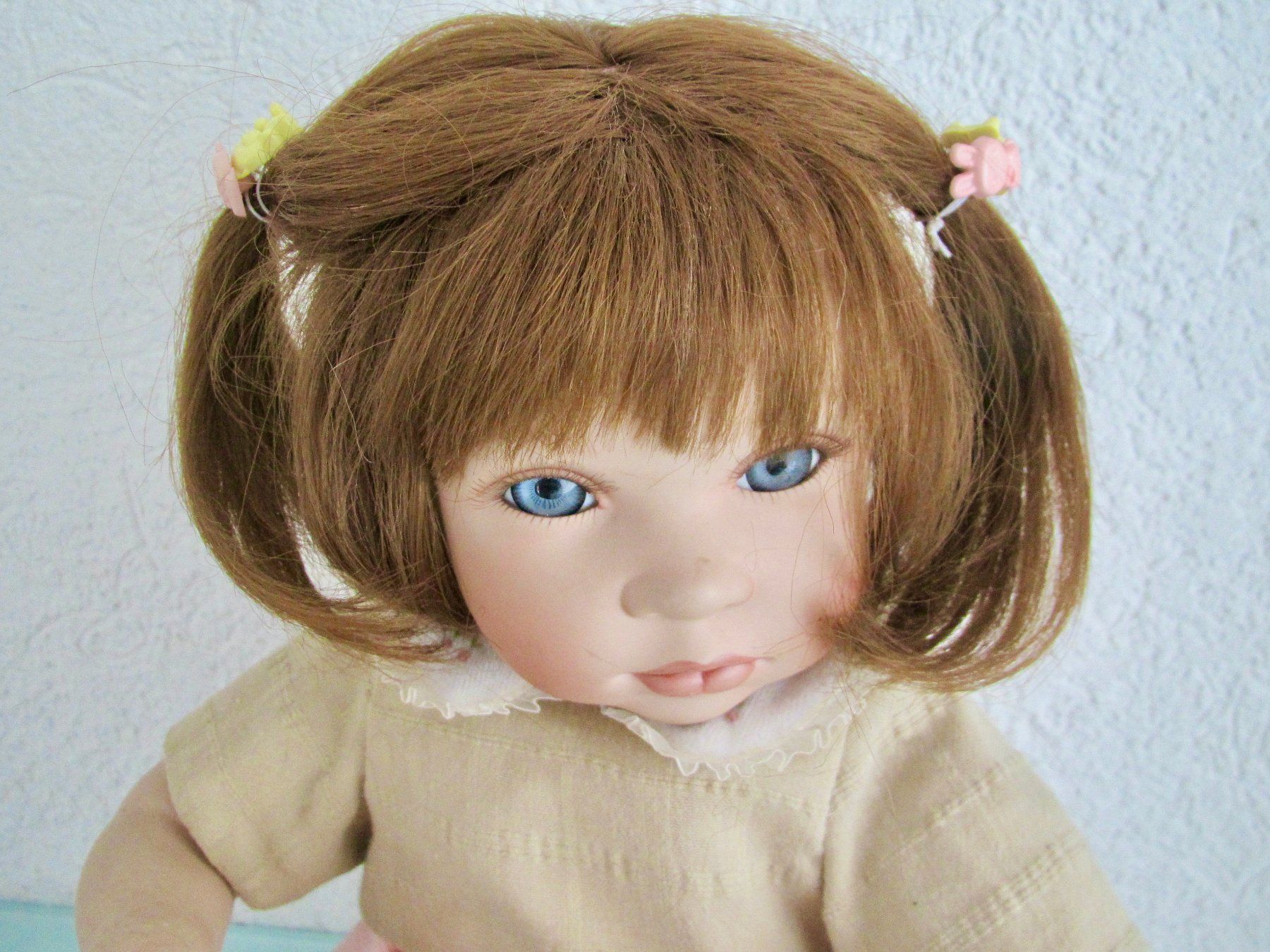 Poupées: POUPEE EN PORCELAINE 336 2000 – D'occasion à Murten par Selliot 2
