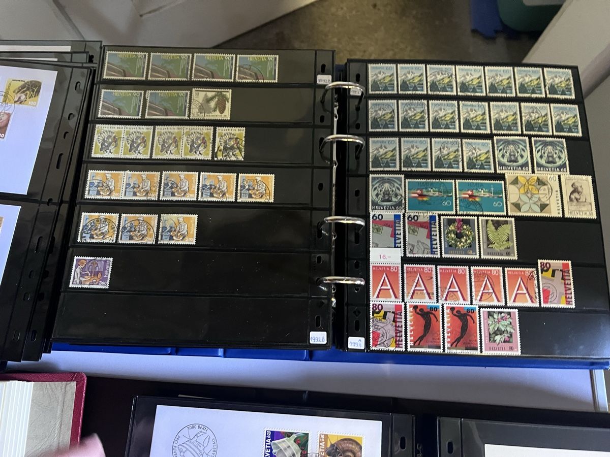 Tutti i francobolli: Briefmarken Sammlung in Alben (4) – Usato da Glattfelden venduto da maa_qcj8 6
