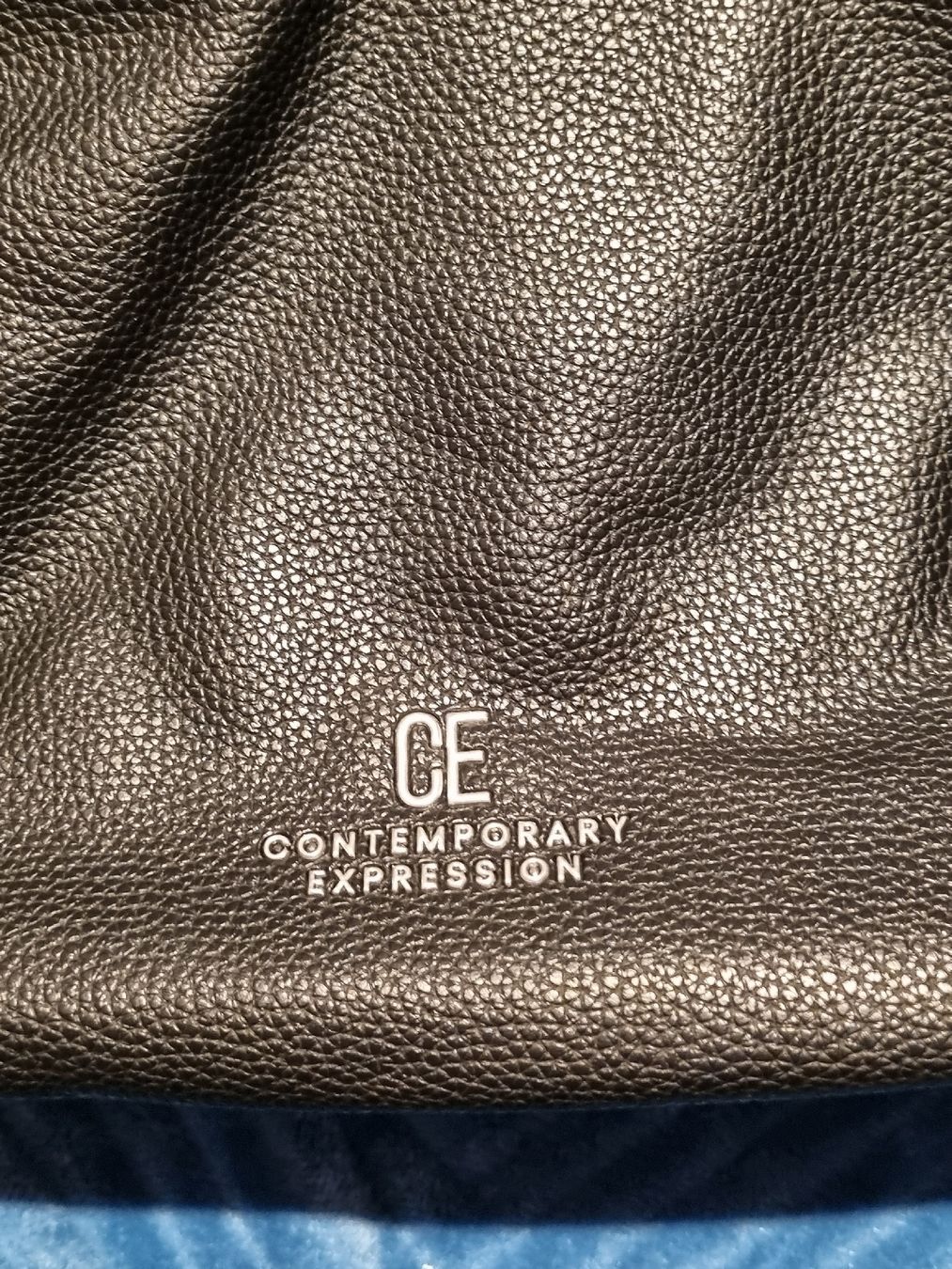 Taschen für Damen: Handtasche CE Contemporary Expression schwarz Damen  NEU – Neu und originalverpackt aus Aesch BL von mutti04 1